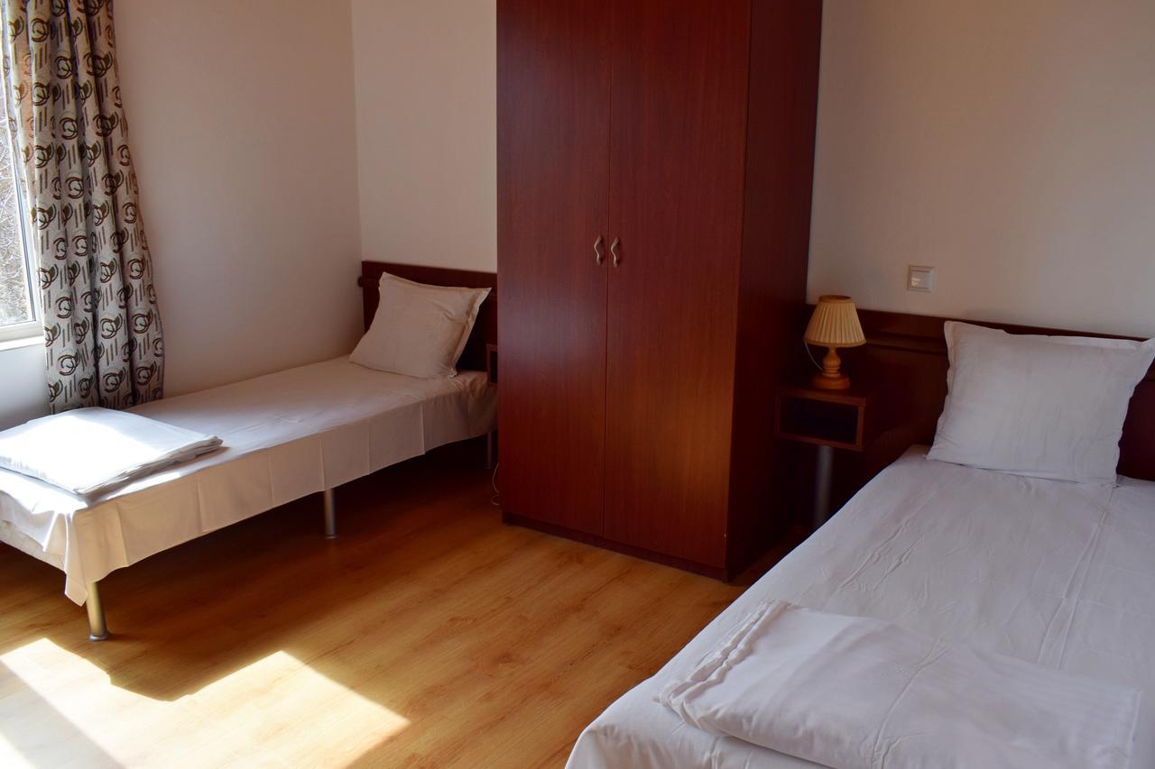 Royal Hostel ヴァルナ エクステリア 写真